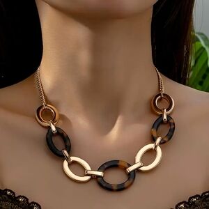 Leopard & Goldtone Oval Links Necklace